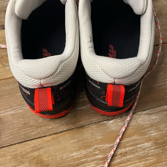 New Balance Revlite Fuel Core. Red, beige, black, red sole - Picture 5 of 7